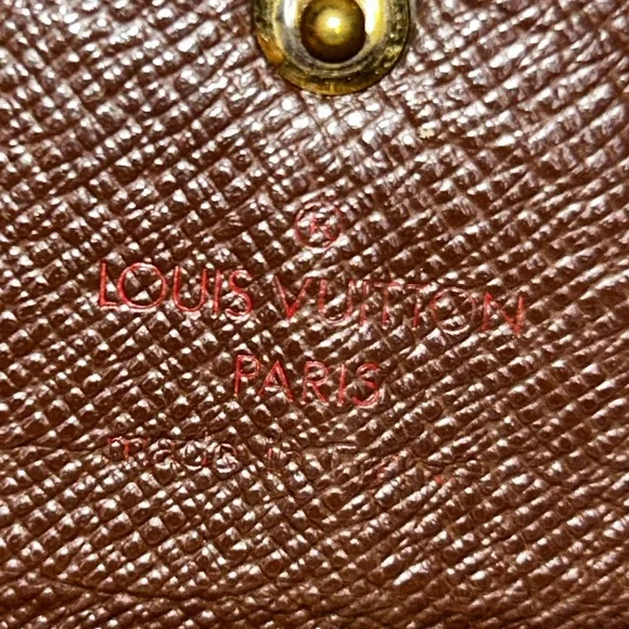 Authentic  Louis Vuitton Damier Ebene trifold wallet - Picture 6 of 9